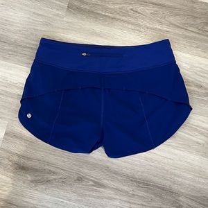 Lululemon Speed-Up mid-rise 4” shorts